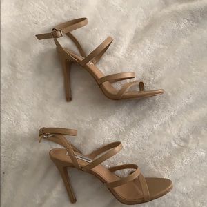 Steve Madden nude strapped heels